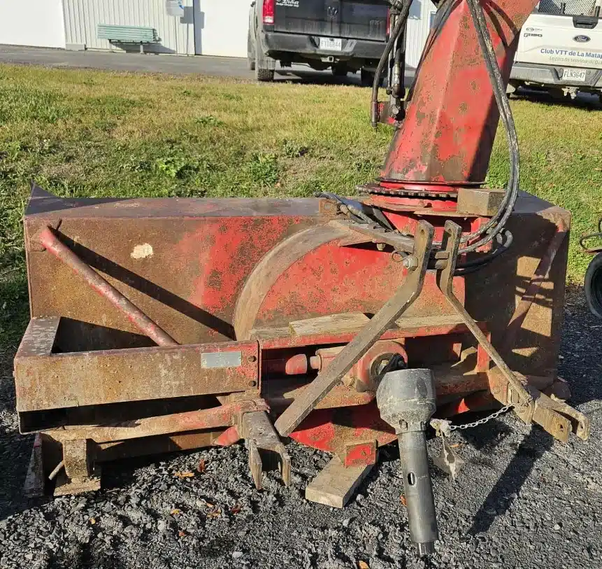 Gallery image 2 for Pronovost P-920 Snow Blower