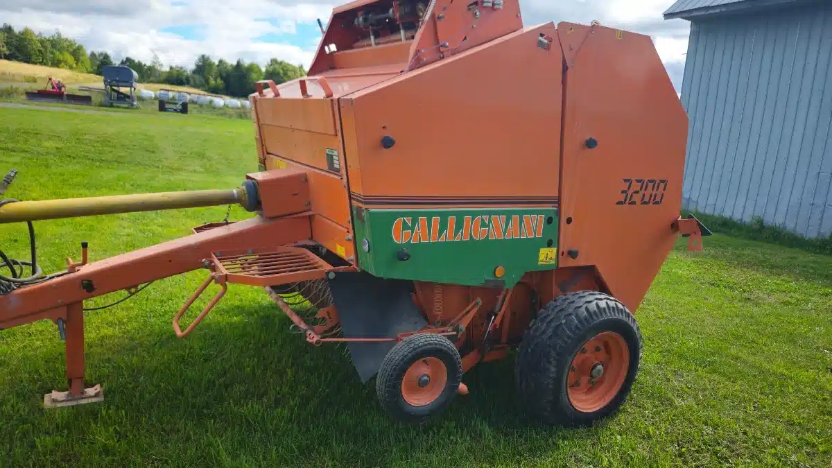 Used 1996 Gallignani 3200 Round Baler