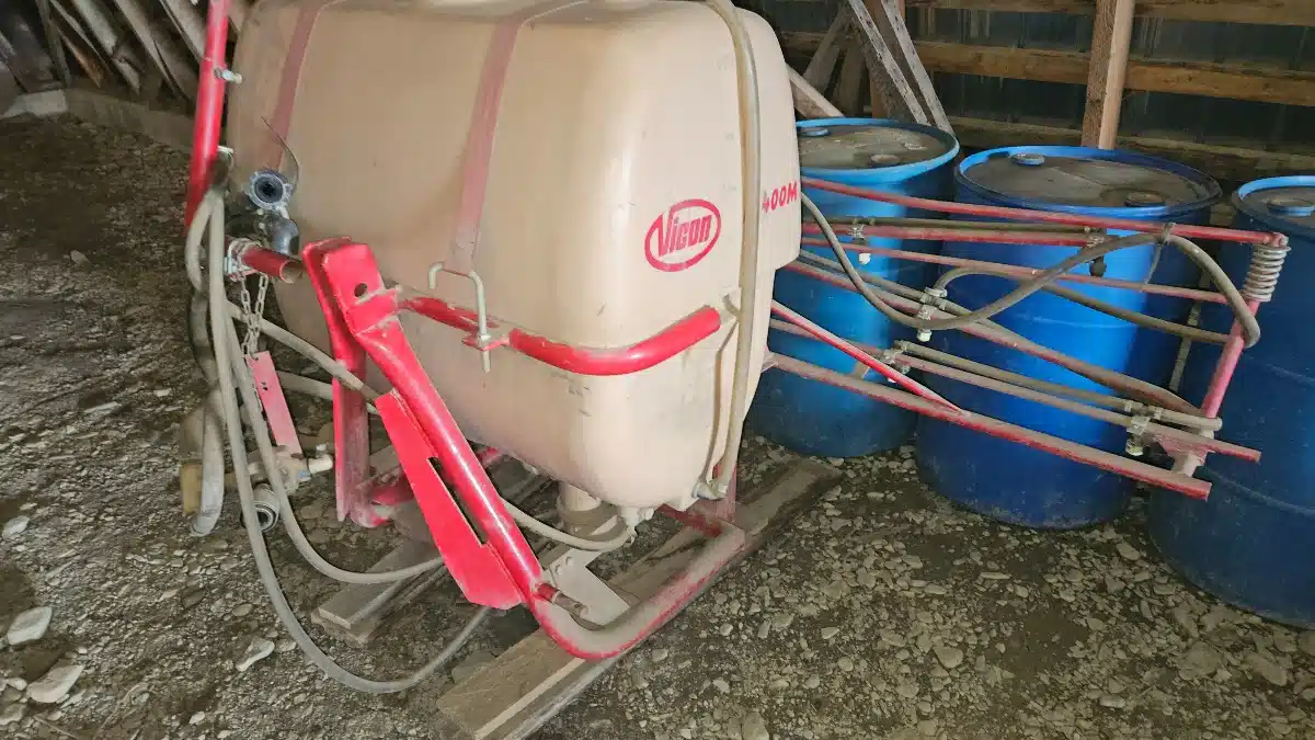 Used Vicon LS400M Pulverizer