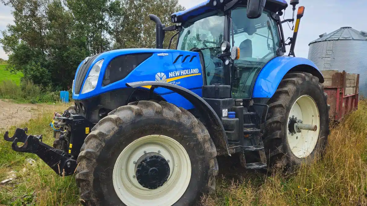 Gallery image 2 for 2023 New Holland T7.245 Tractor