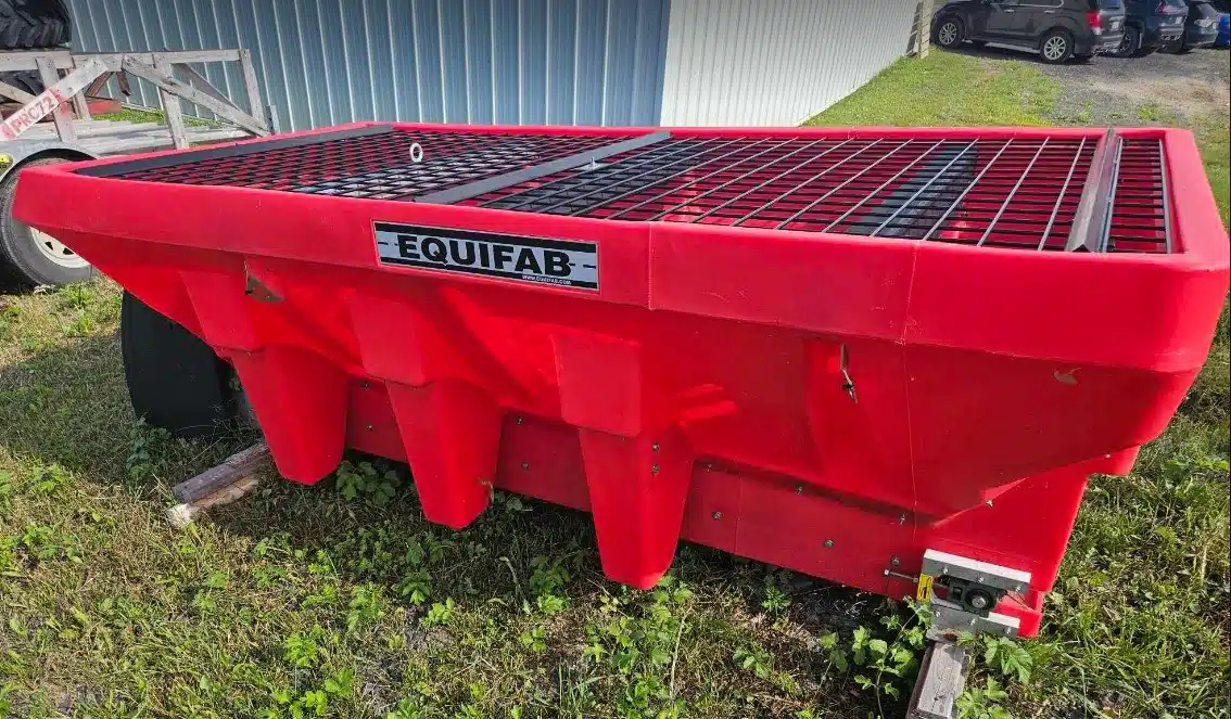New Equifab P210 Spreader - Salt & Sand