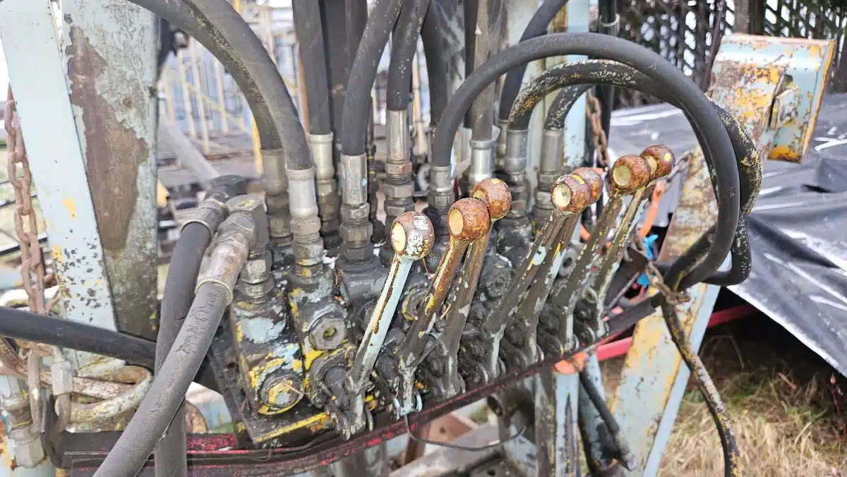 Gallery image 2 for Unspecified 14P Log Loader