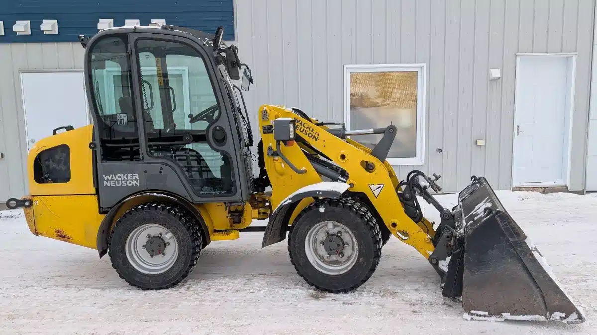 Gallery image 2 for 2010 Wacker Neuson WL30 Wheel Loader