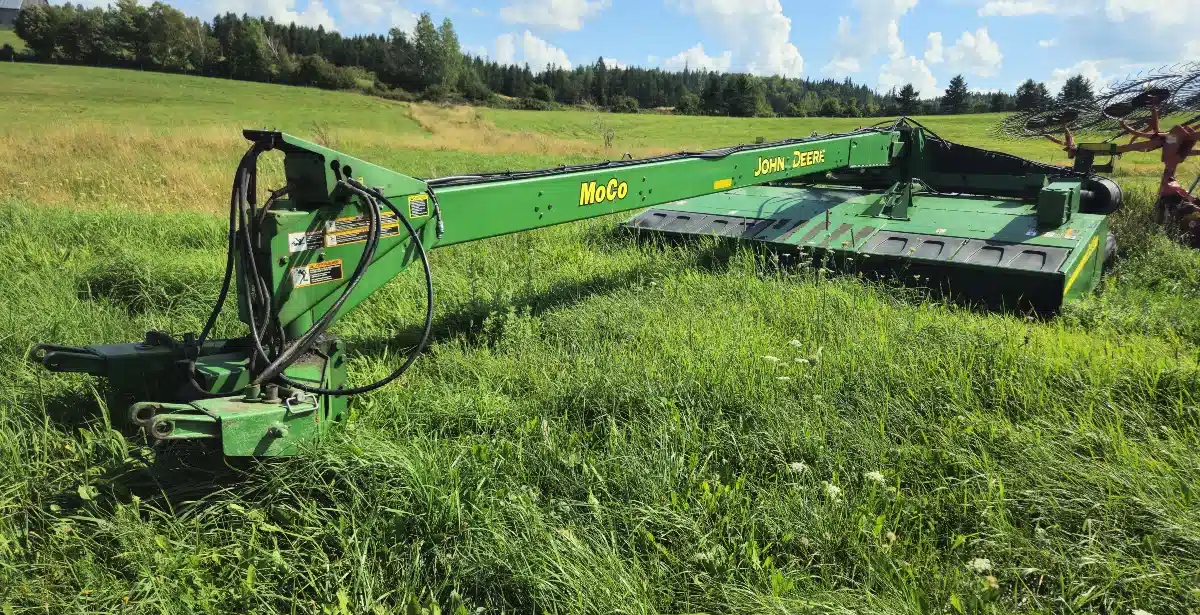 John Deere 946 Disc Mower Conditioner
