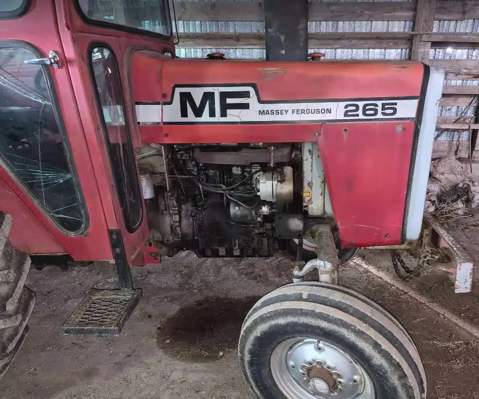 Gallery image 2 for Massey Ferguson 265 Tractor
