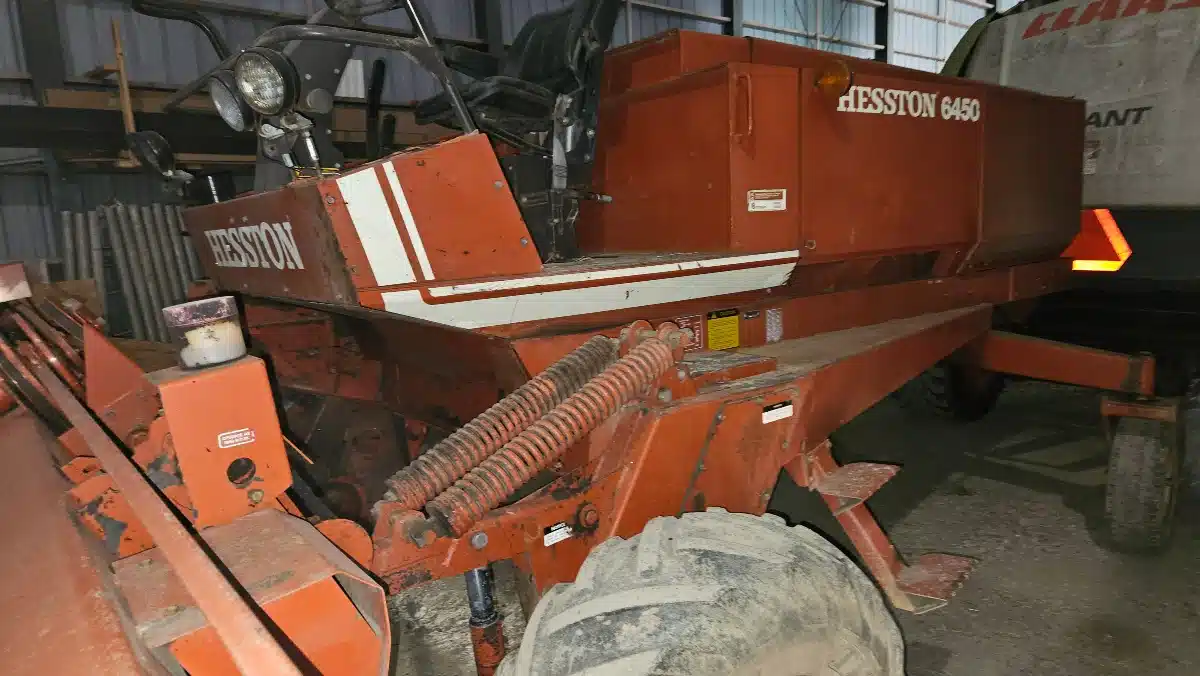 Gallery image 2 for Hesston 6450 Windrower