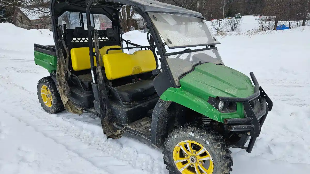 Photo de la Galerie 1 pour 2016 John Deere XUV 550 S4 Véhicule utilitaire