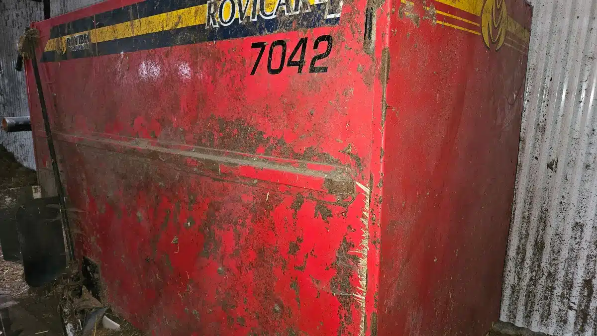 Rovibec Rovicar 7042 Feed Cart