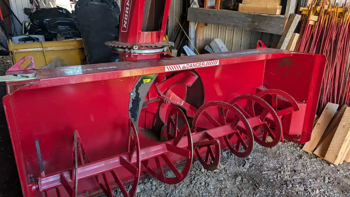 Photo de la Galerie 1 pour 2024 Normand N98-300H Souffleur à neige