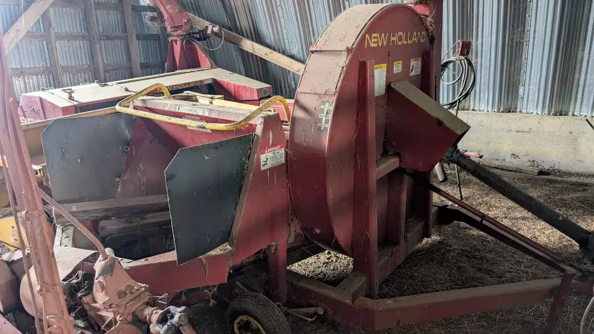 Photo de la Galerie 1 pour New Holland 60 souffleuse de fourrage