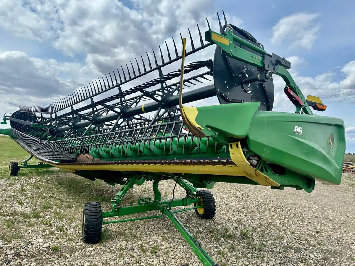 Photo de la Galerie 1 pour 2023 John Deere HD45R Nez - Toile/Tapis