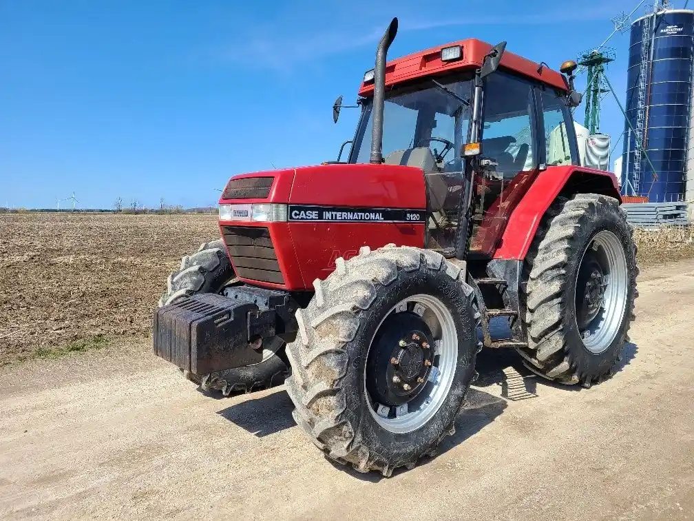 Gallery image 1 for Used 1994 Case IH 5120 Tractor