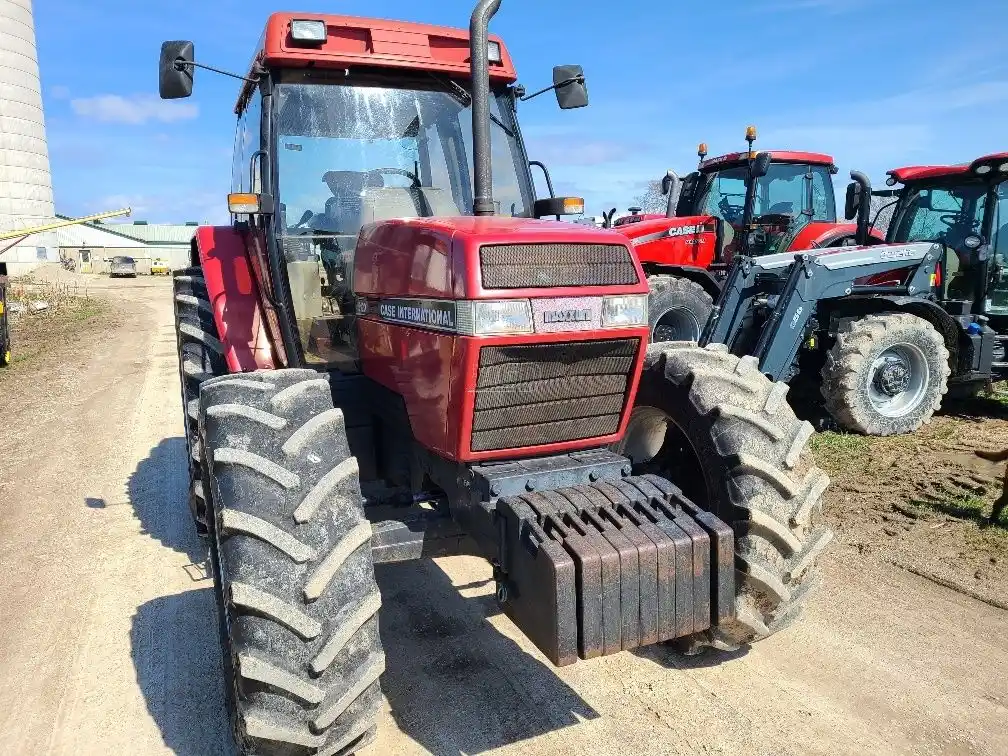 Gallery image 2 for Used 1994 Case IH 5120 Tractor