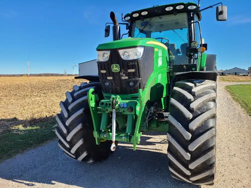 Gallery image 2 for Used 2016 John Deere 6175R Tractor