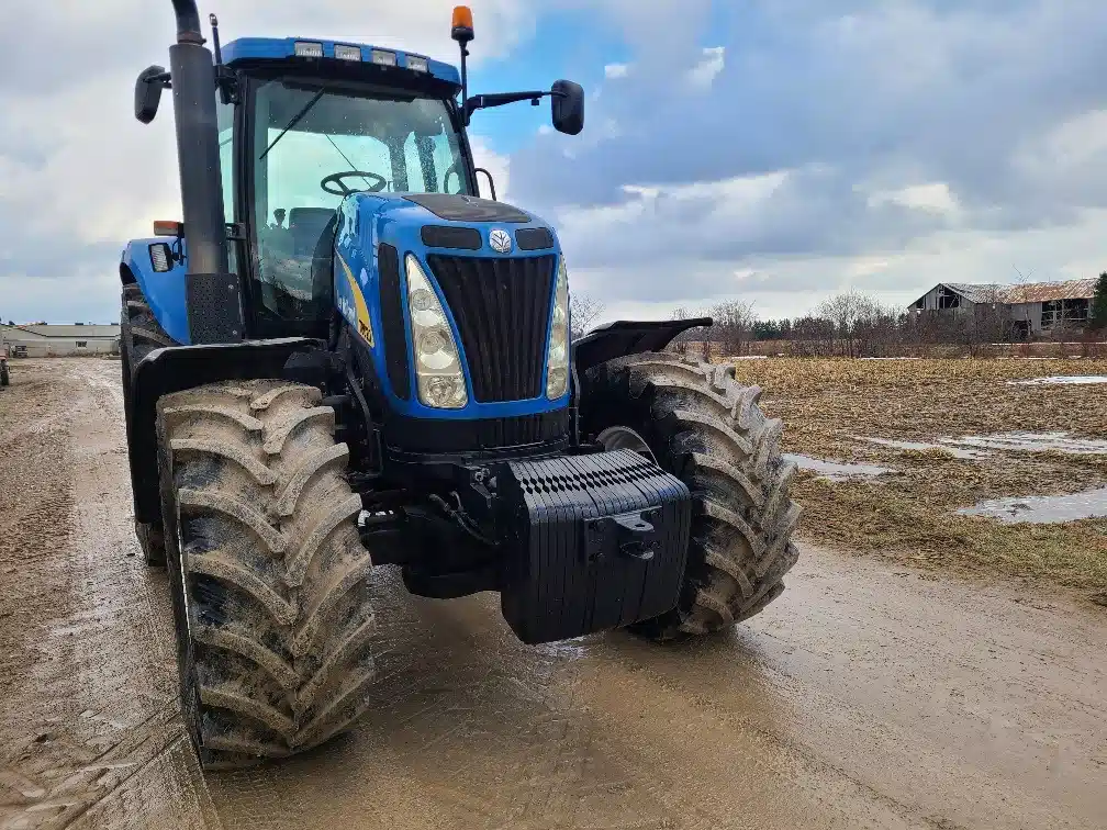 Gallery image 2 for Used 2010 New Holland T8020 Tractor