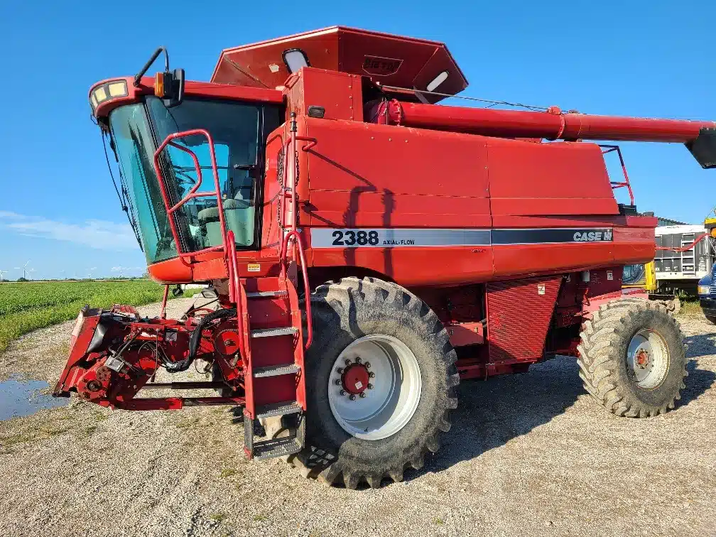 Gallery image 1 for Used 2006 Case IH 2388 Combine