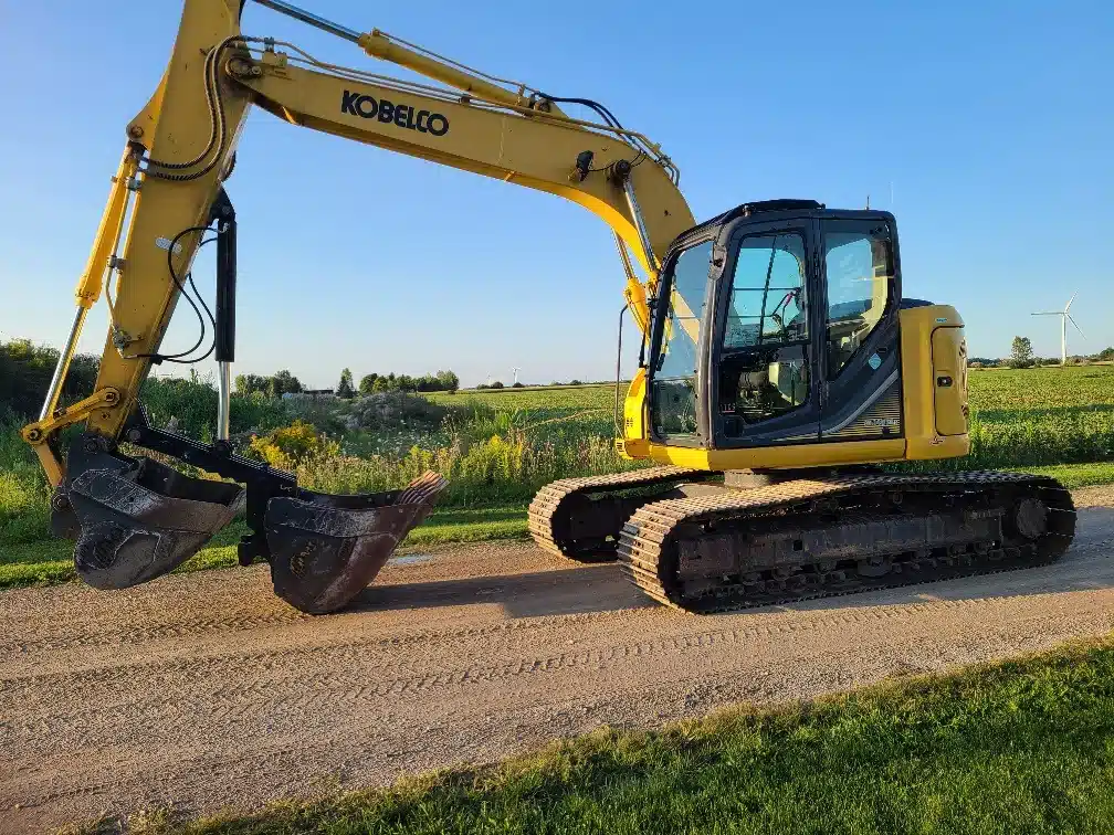 Gallery image 1 for Used 2014 Kobelco SK140SRLC Excavator