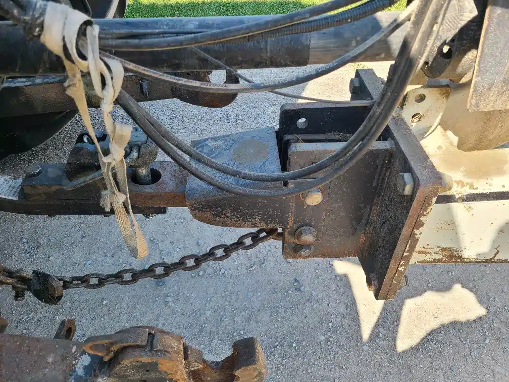 Gallery image 2 for Used Bourgault 750 Grain Cart