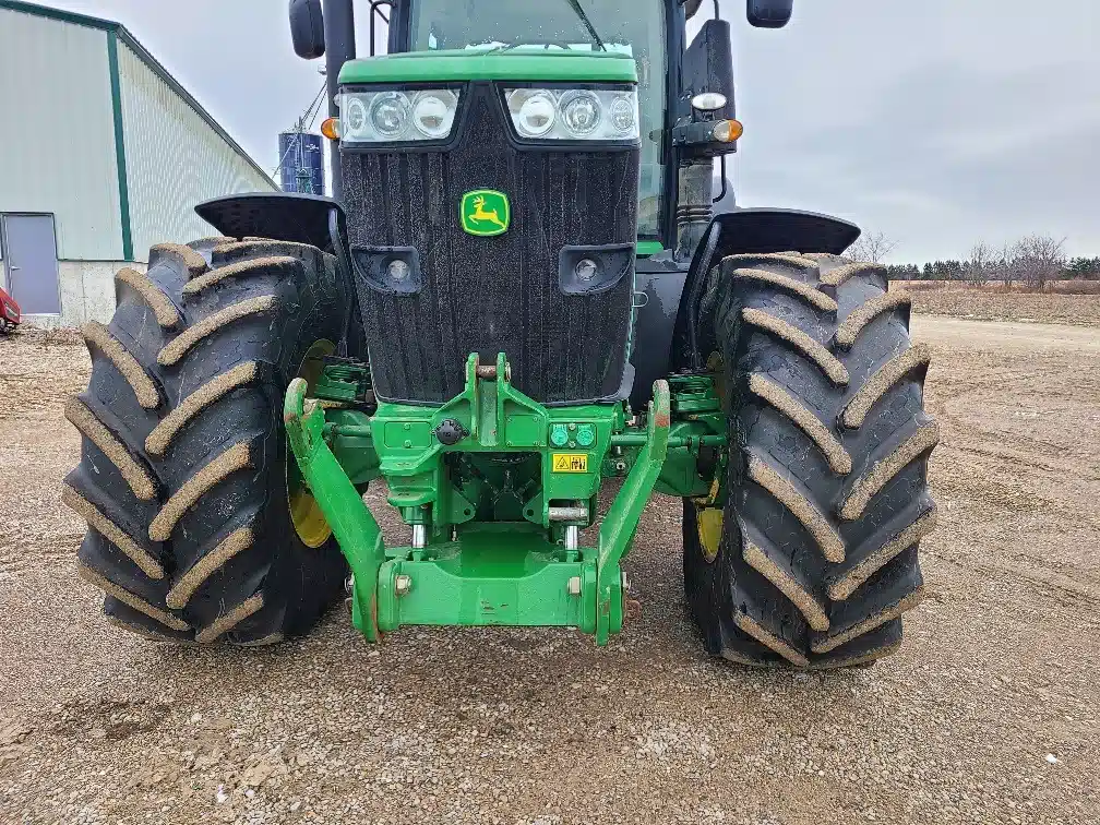 Gallery image 2 for 2014 John Deere 7230R Tractor