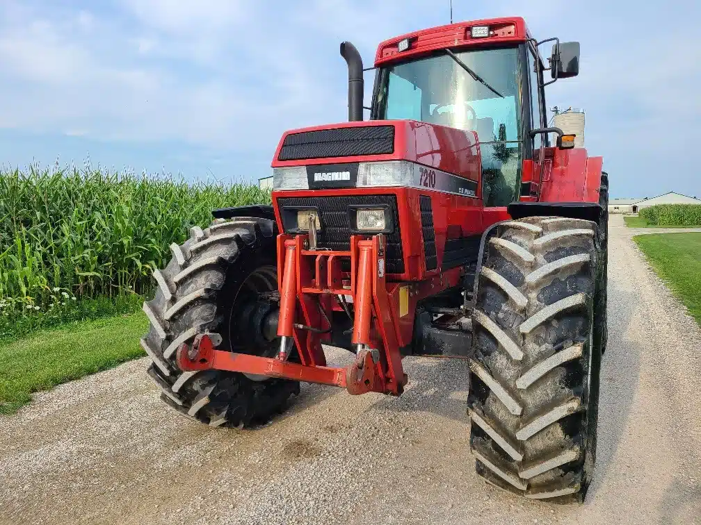 Gallery image 2 for 1994 Case IH 7210 Tractor