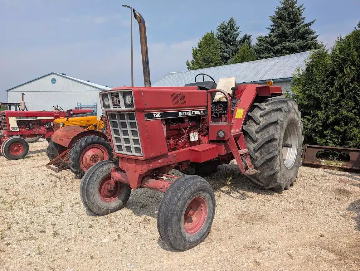 Gallery image 1 for Used 1980 International 786 Tractor