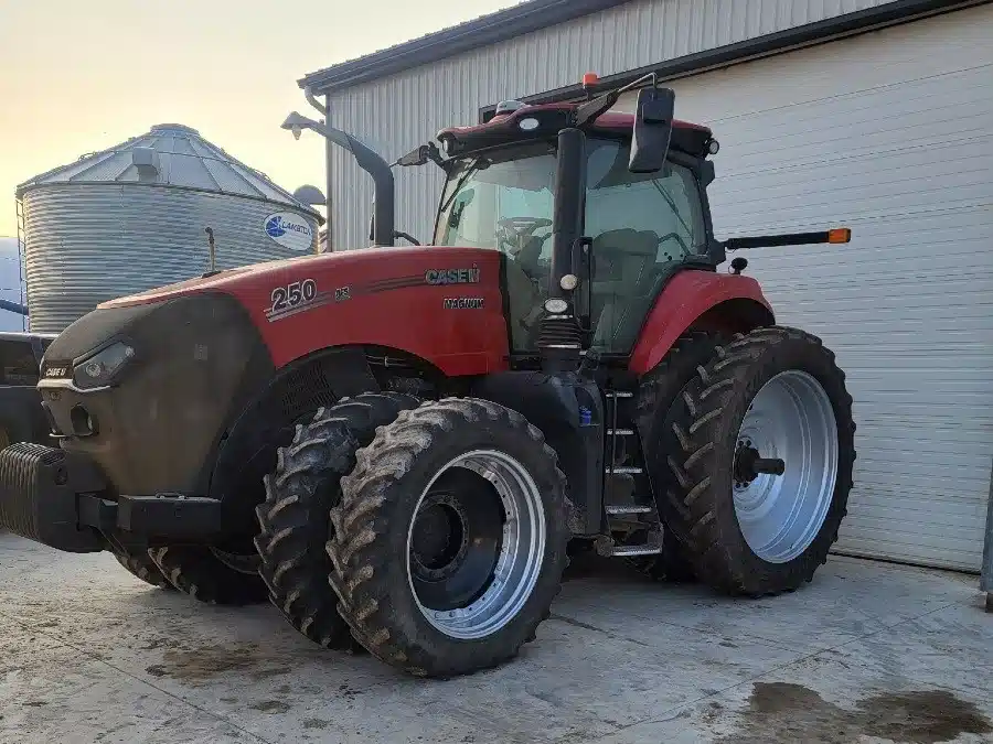 Gallery image 1 for Used 2020 Case IH MAGNUM 250 Tractor