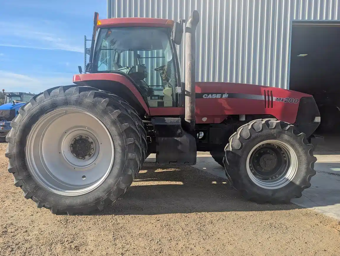 Gallery image 1 for Used 1999 Case IH MX200 Tractor