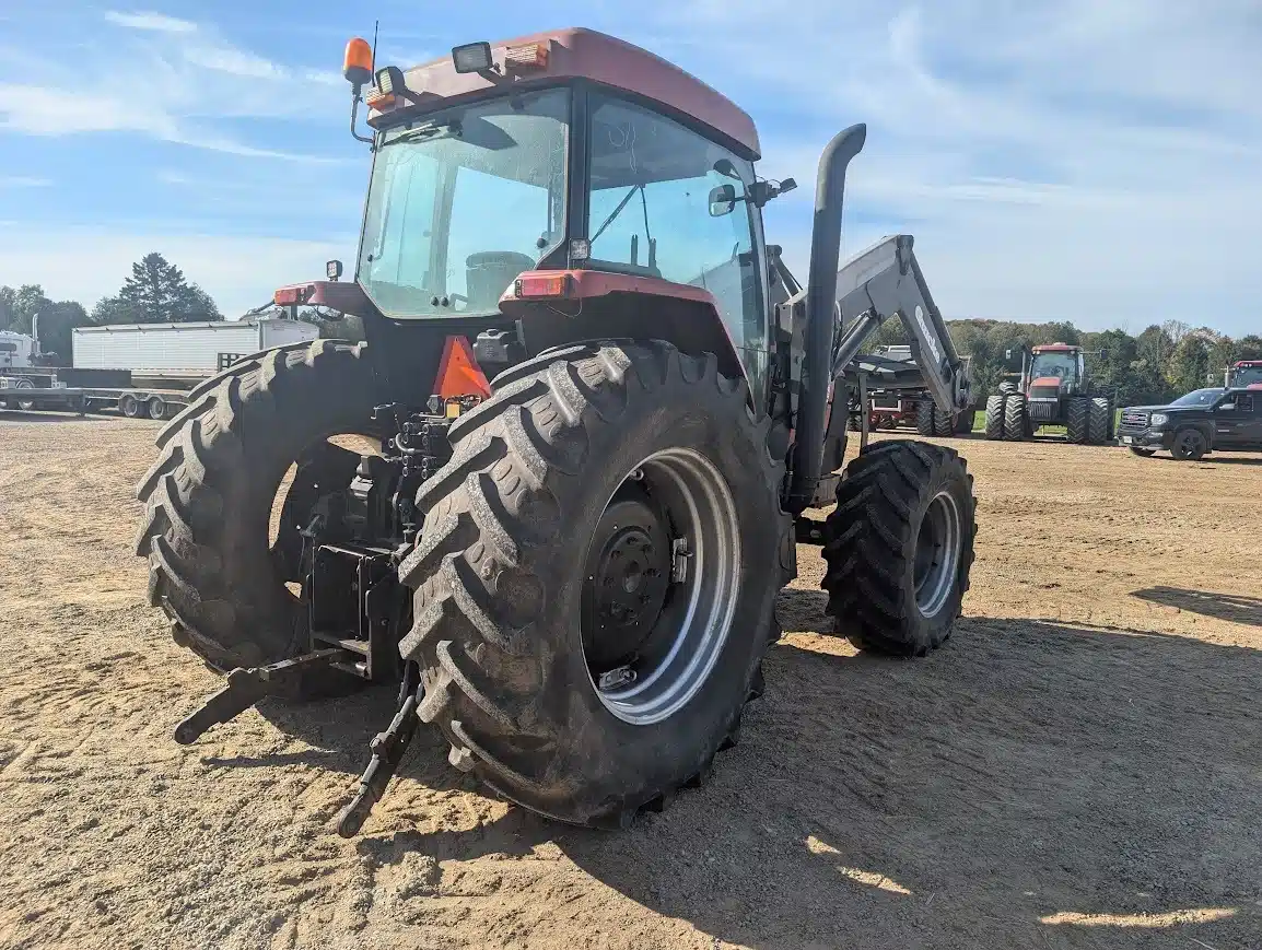Gallery image 2 for Used 1998 Case IH MX120 Tractor