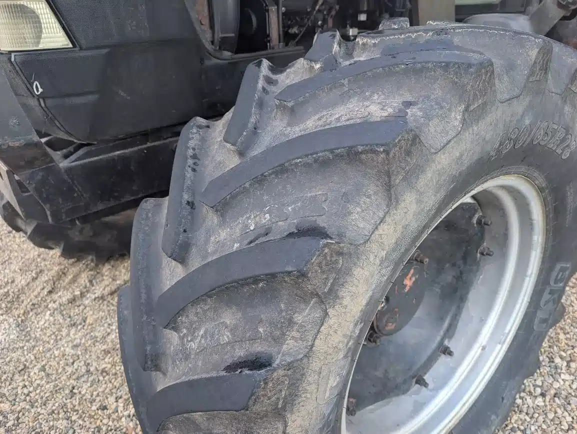 Gallery image 2 for Used 1998 Case IH MX120 Tractor