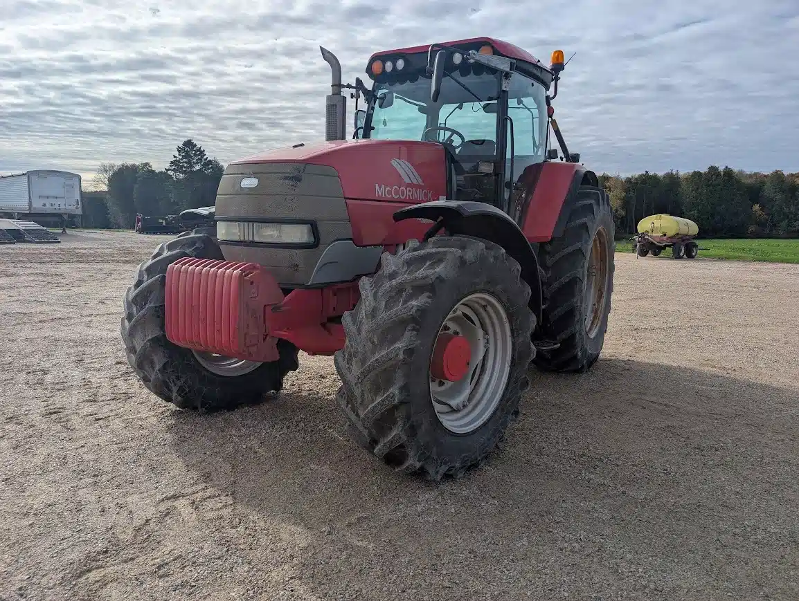Gallery image 2 for Used 2006 McCormick XTX 185 Tractor