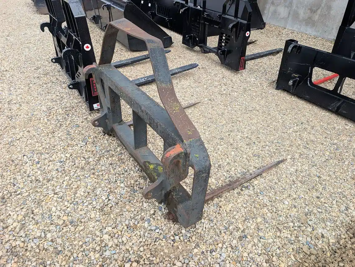 Gallery image 1 for Used Alo 2 PRONG Bale Spear