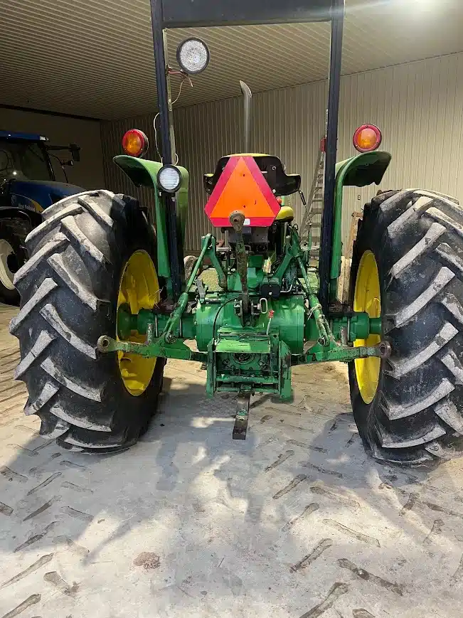 Gallery image 2 for 2000 John Deere 2755 Tractor