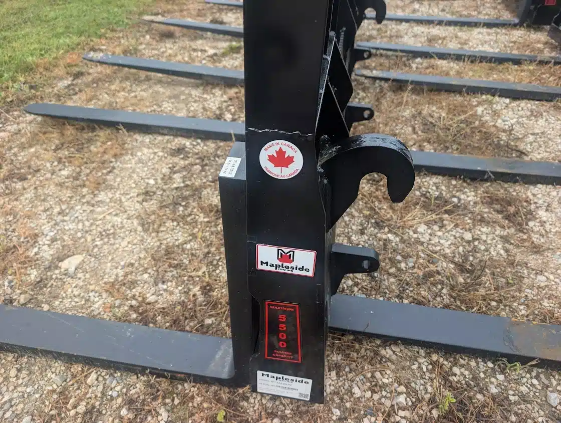 Photo de la Galerie 2 pour 2026 Mapleside MFG 55EQAPF-48 Fourche à palette