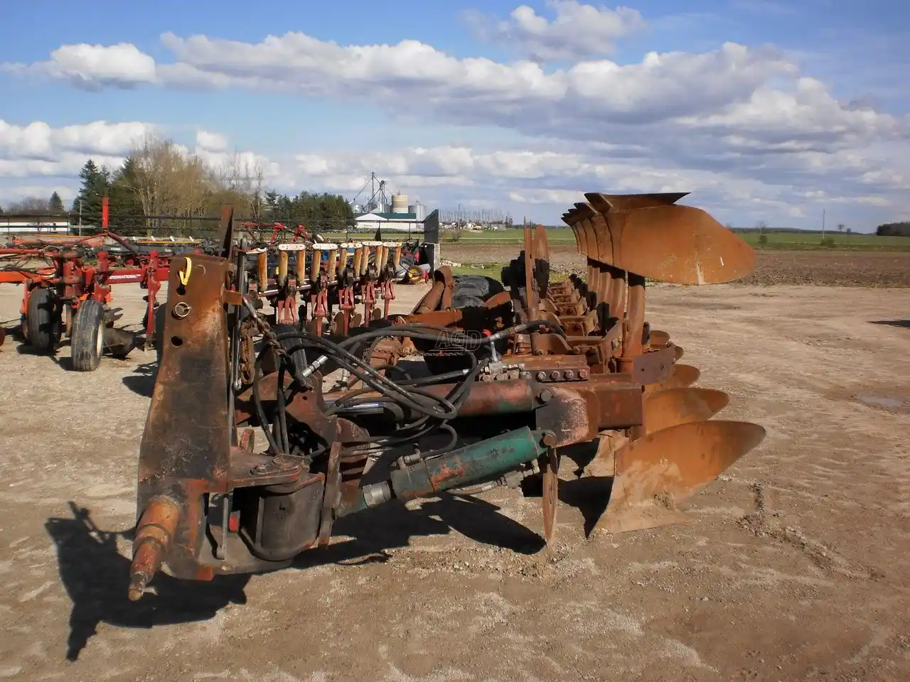 Gallery image 1 for Used Kverneland PG115 Plow