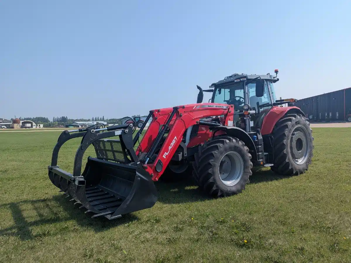 Gallery image 2 for New 2024 Massey Ferguson 7S.190 Tractor