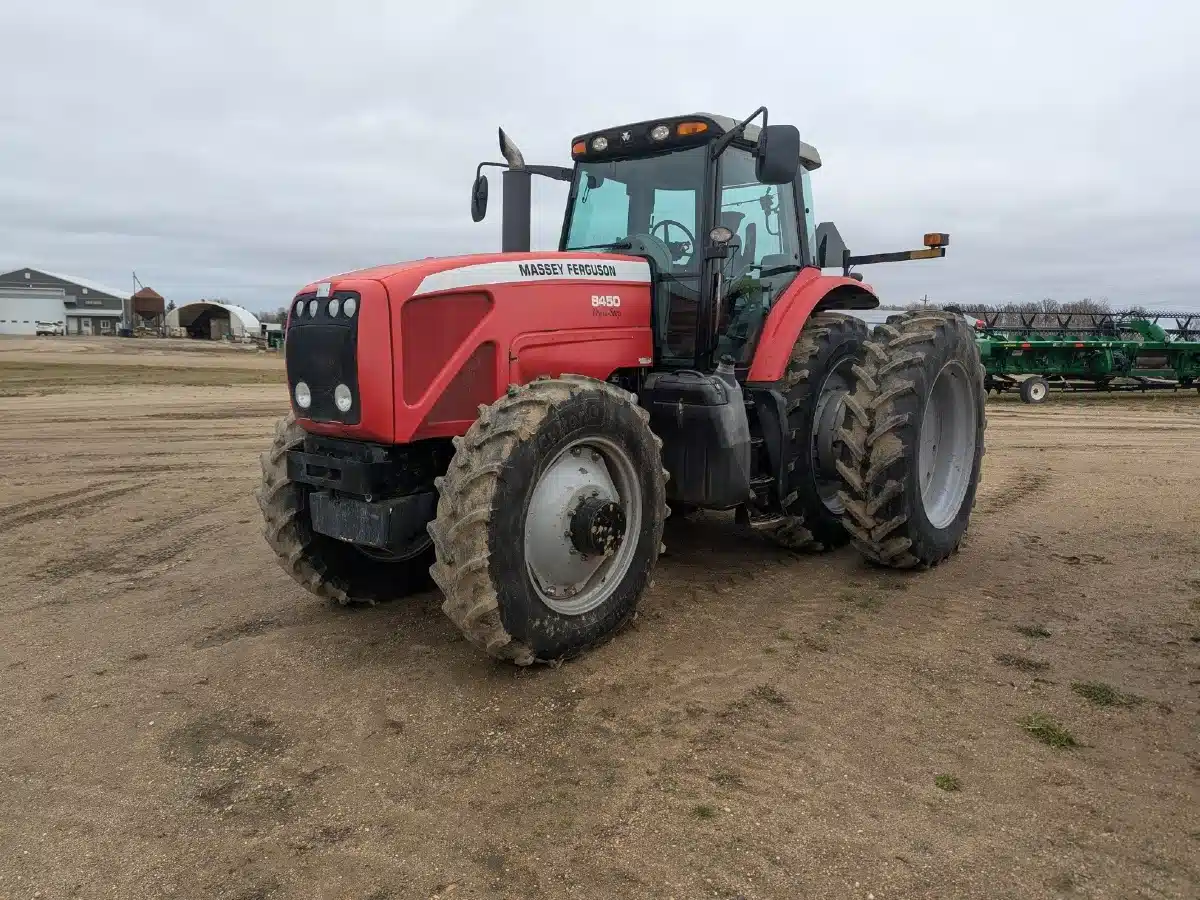 Gallery image 2 for Used 2005 Massey Ferguson 8450 Tractor