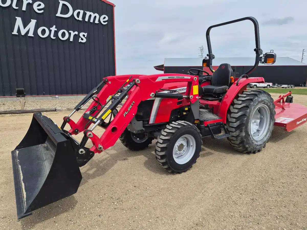Photo de la Galerie 1 pour 2026 Massey Ferguson 1M.35 Tracteur