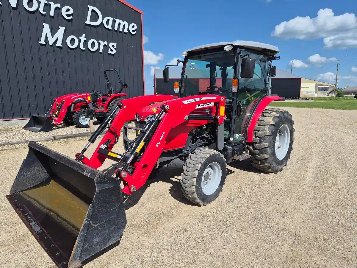 Gallery image 1 for 2017 Massey Ferguson 1758 Tractor
