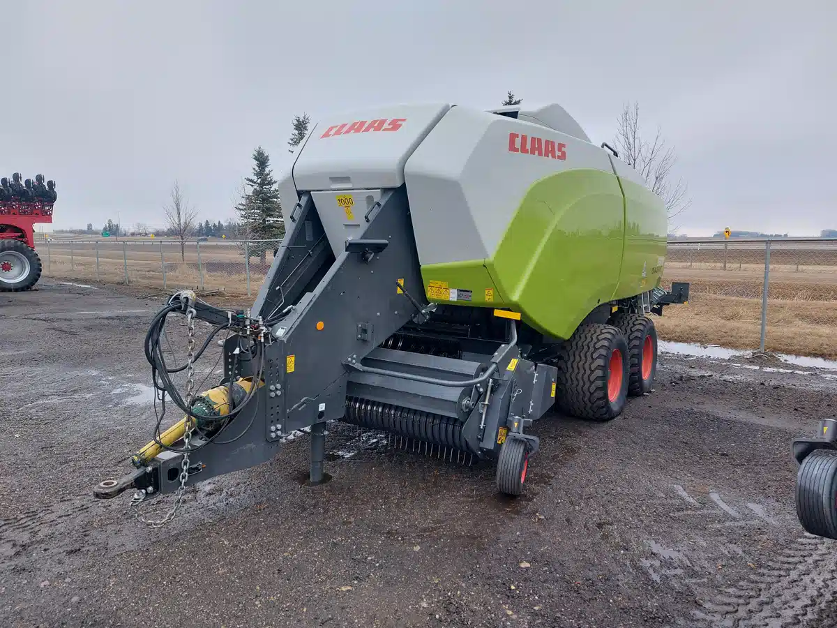 Gallery image 1 for Used 2021 CLAAS 5300 Square Baler - Small