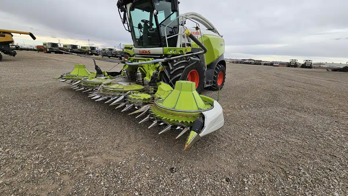 Gallery image 1 for Used 2022 CLAAS ORBIS 750 Header - Forage