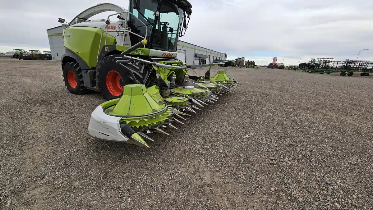 Gallery image 2 for Used 2022 CLAAS ORBIS 750 Header - Forage