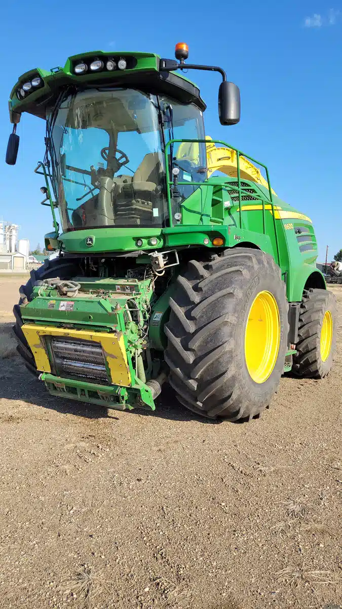 Gallery image 1 for Used 2015 John Deere 8600 Forage Harvester