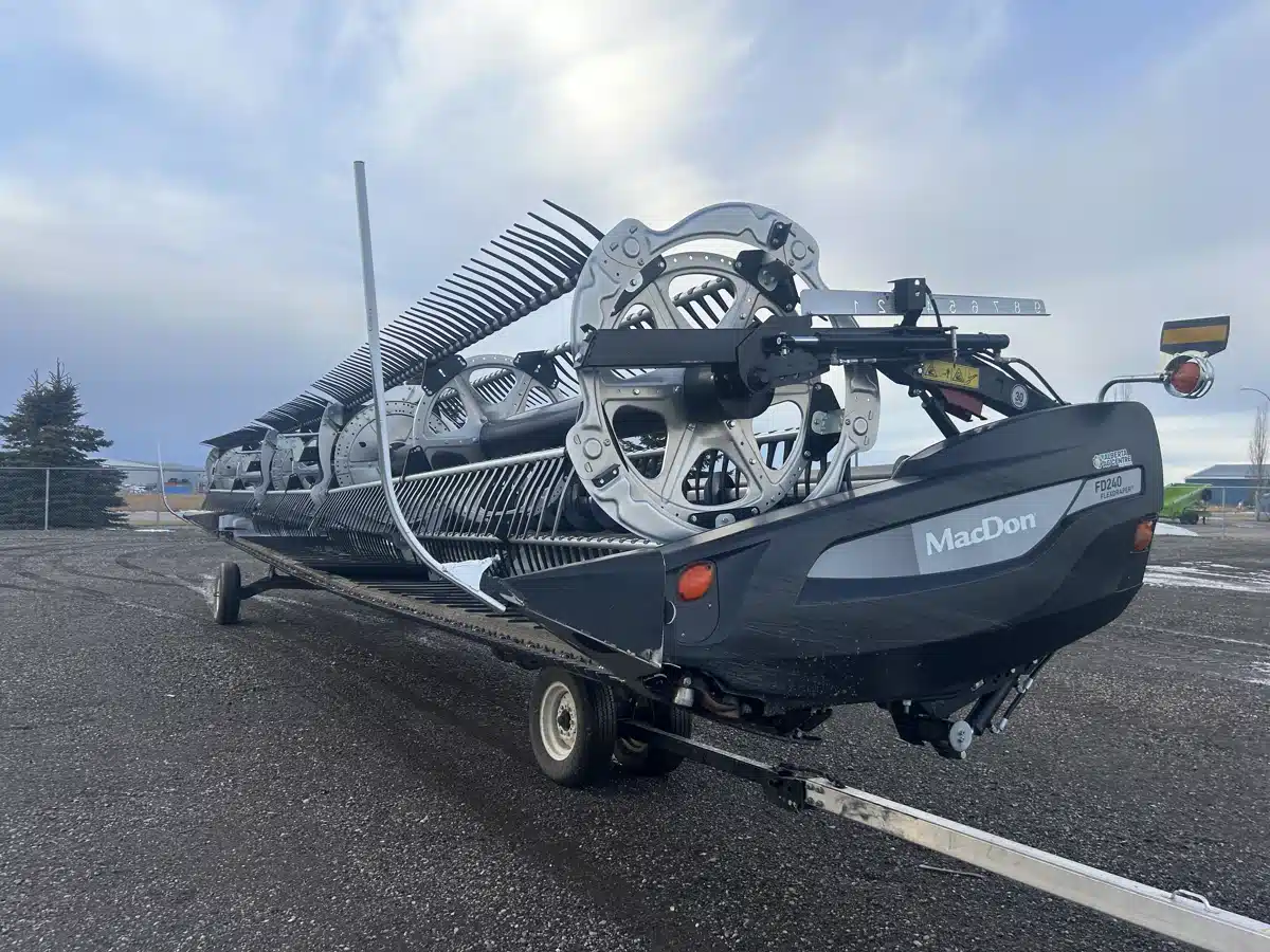 Used 2022 MacDon FD240 Header Combine