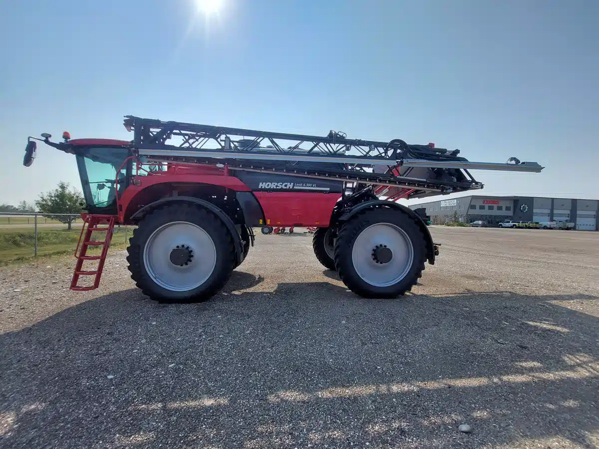 Gallery image 2 for 2021 Horsch LEEB 6.300 VL Sprayer - Self Propelled