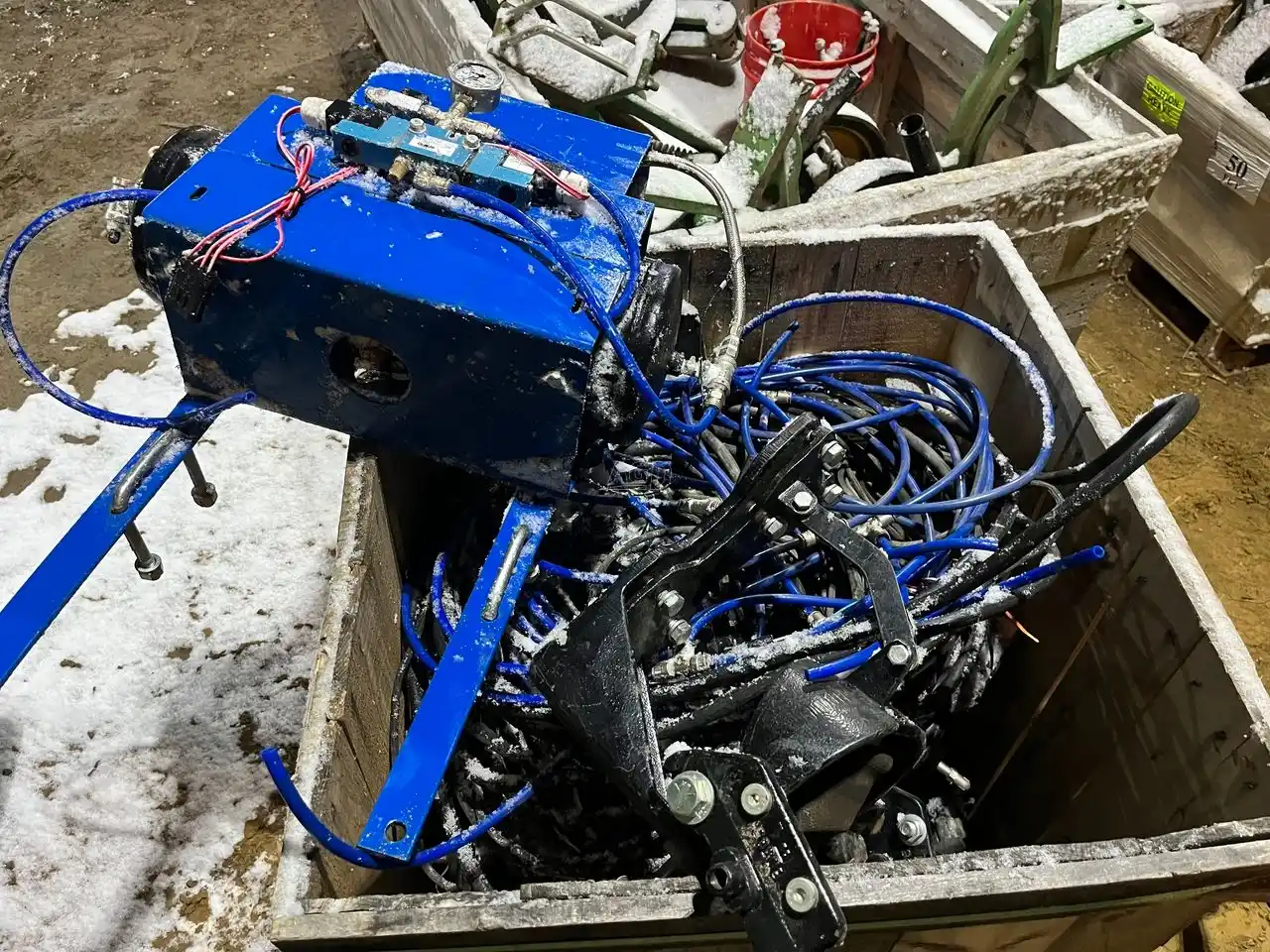 Gallery image 2 for Used 2015 Kinze 3000 Planter