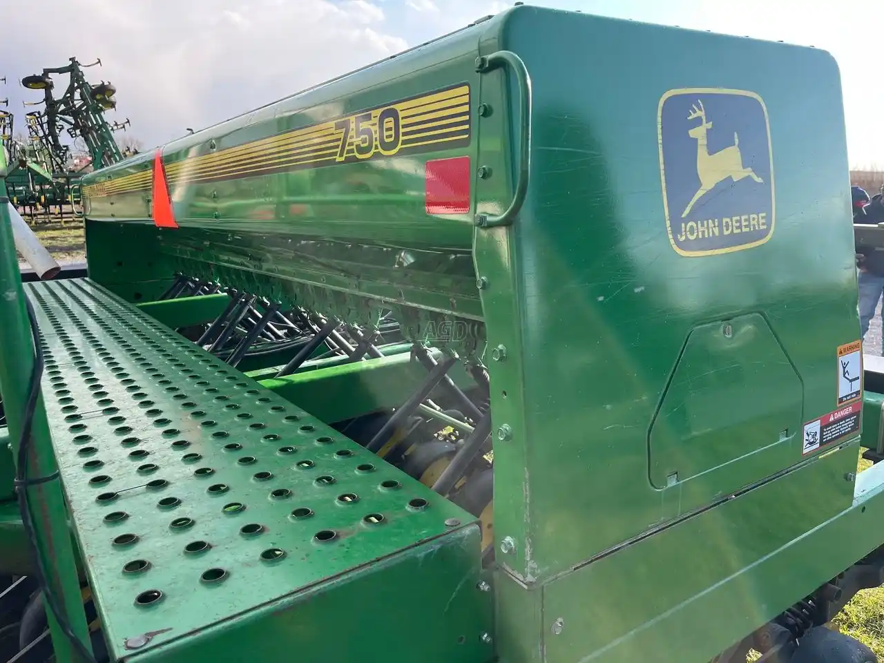 Gallery image 2 for Used John Deere 750 Drill