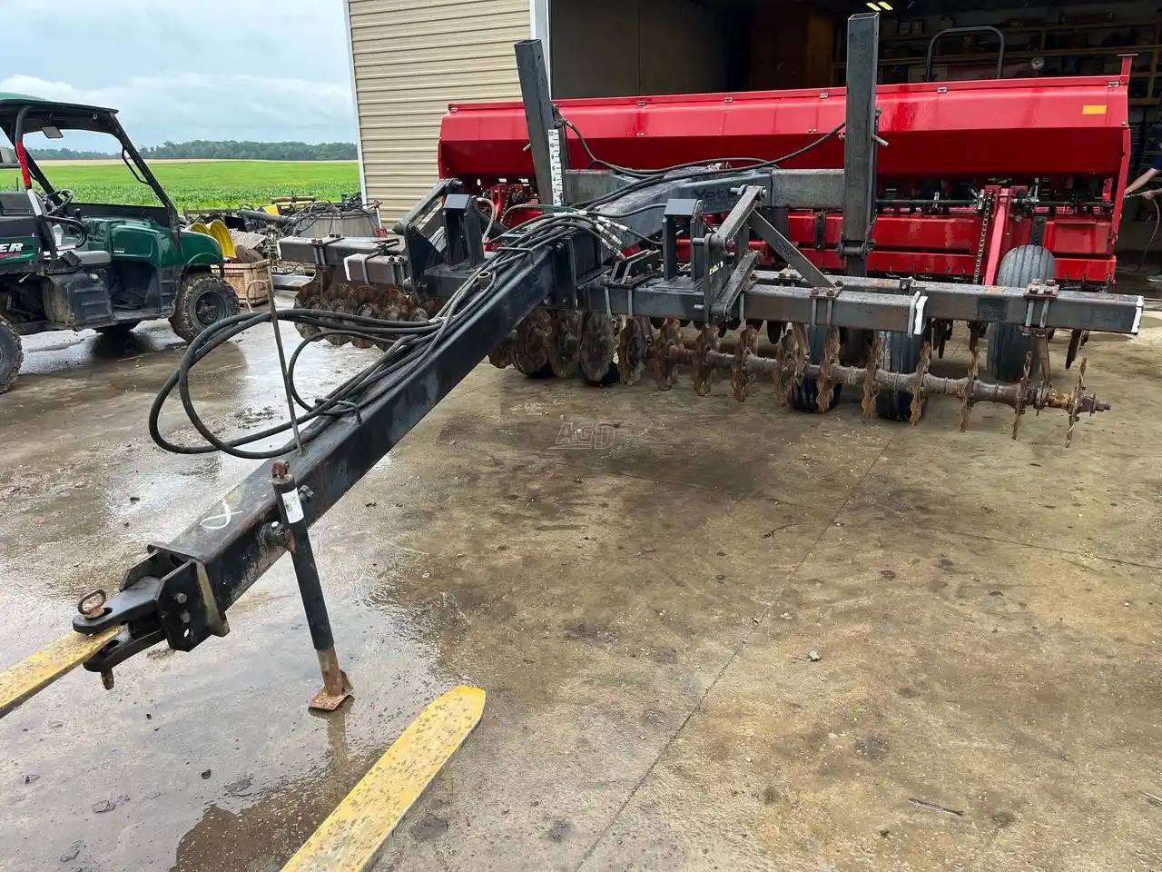 Gallery image 2 for Used Case IH 5400 Drill