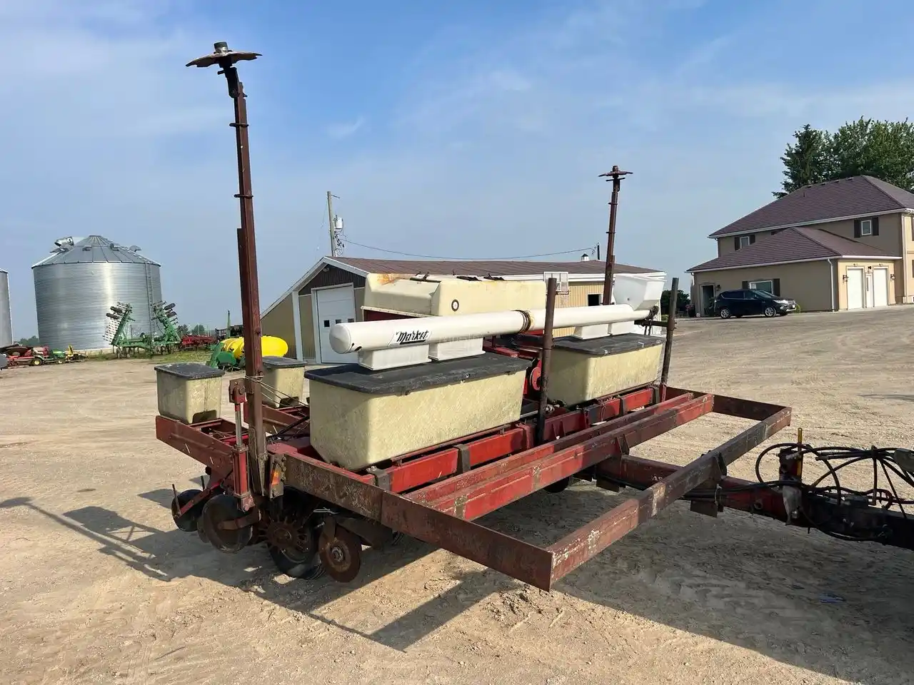 Gallery image 1 for Used Case IH 900 Planter