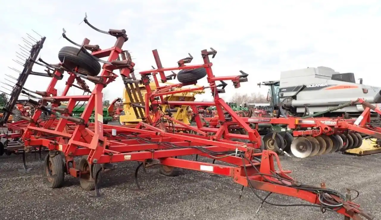 Gallery image 2 for Used International Harvester 4800 Cultivator