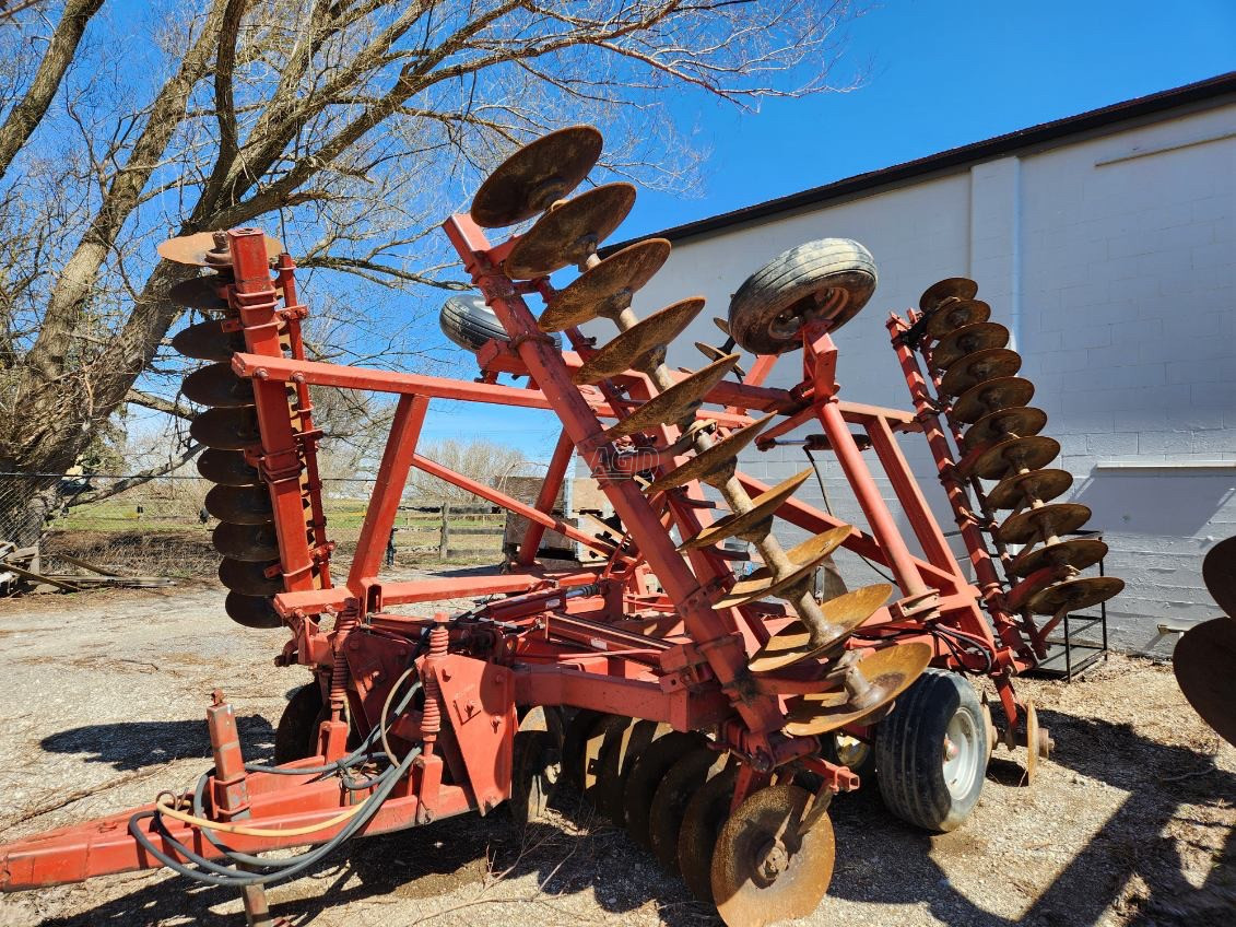 Gallery image 2 for Used Bush Hog 1445 Disc